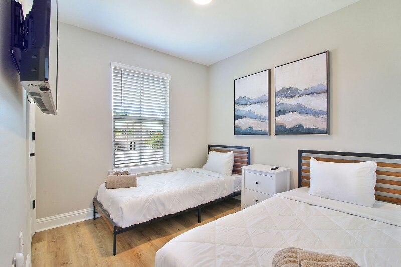Building Photo - 101 Coral Breeze Drive