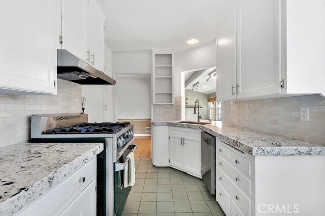 Building Photo - 626 Roselli St