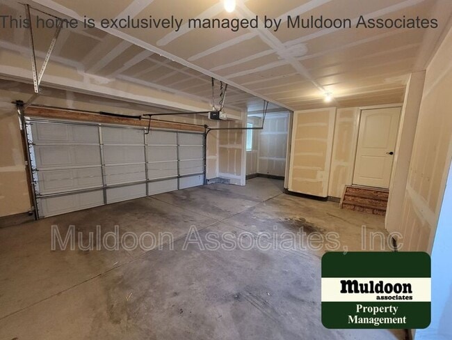 Building Photo - 6052 San Mateo Dr