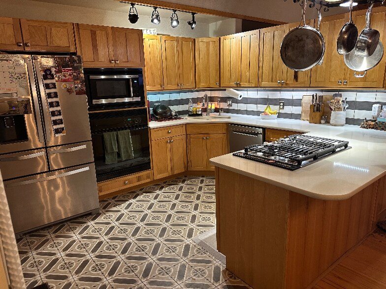 Building Photo - 1388 Newton Rd