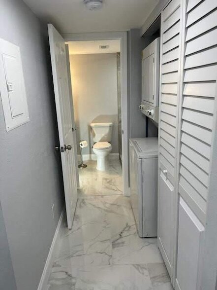 Building Photo - 9430 Boca Cove Cir