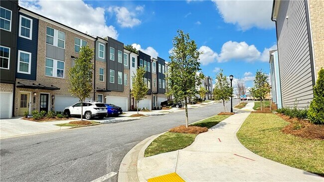 Building Photo - 1443 Creekside Cir NW