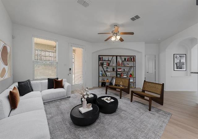 Building Photo - 14708 Little Anne Dr