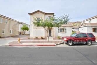 Building Photo - 4724 E Redfield Rd