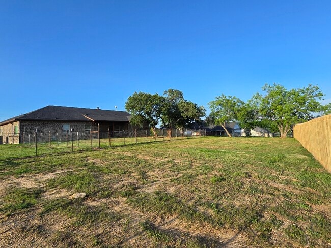 Building Photo - 3250 Springfield Rd