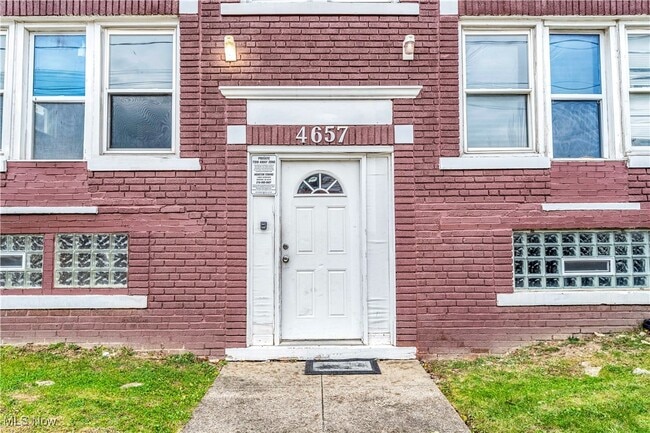 Building Photo - 4657 Warner Rd