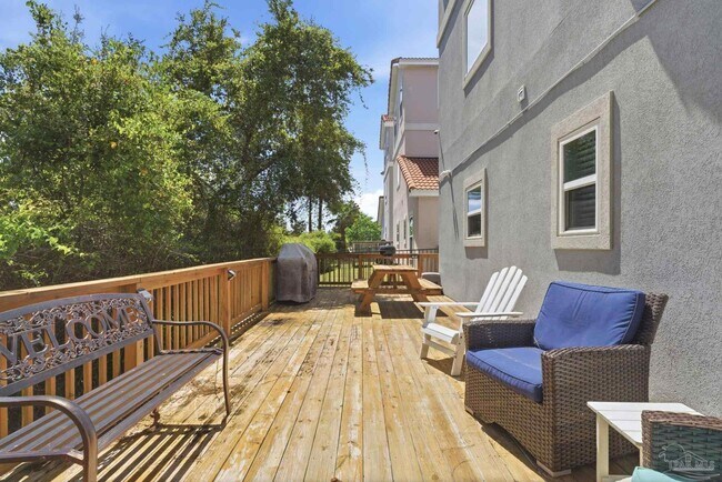 Building Photo - 7967 Double Gate Dr