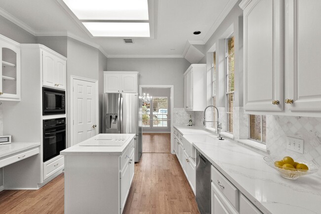 Building Photo - 42 Vista Cove Dr