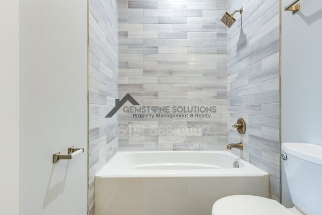 Building Photo - 628 Shelby Ave