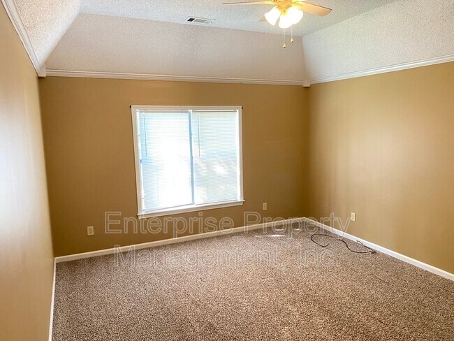 Building Photo - 7828 Bland Ln