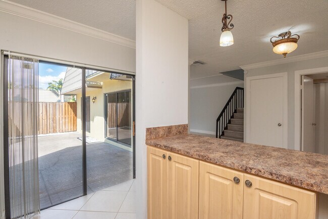 Building Photo - 1700 Embassy Dr