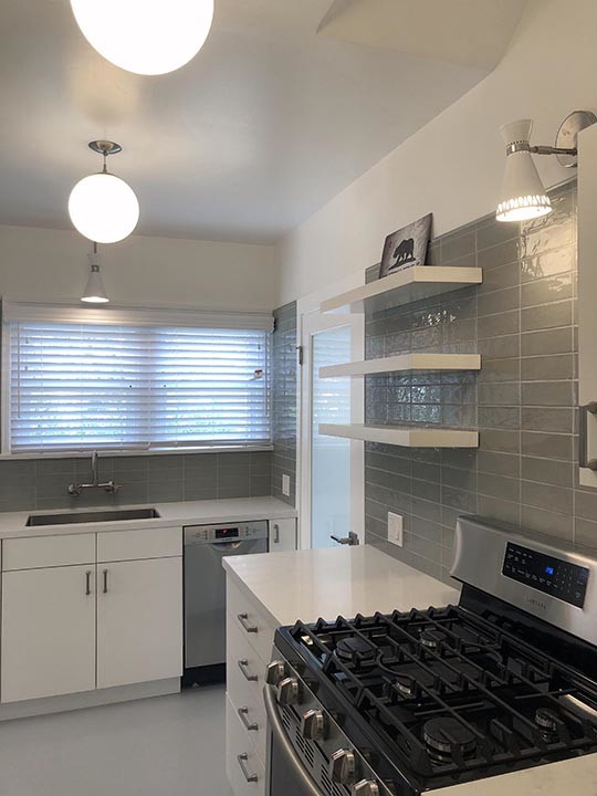 Kitchen - 1443 Centinela Ave