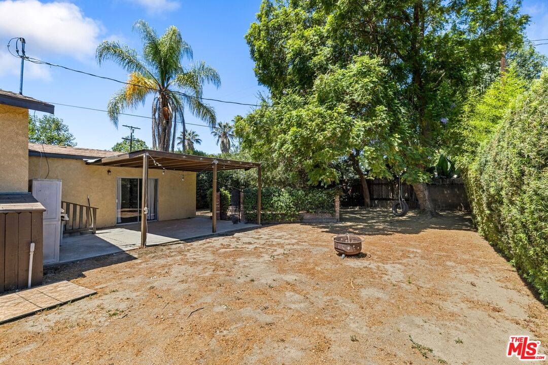 Back Yard - 5723 Stansbury Ave