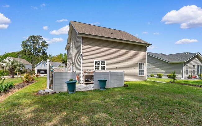 Building Photo - 161 Barclay Dr