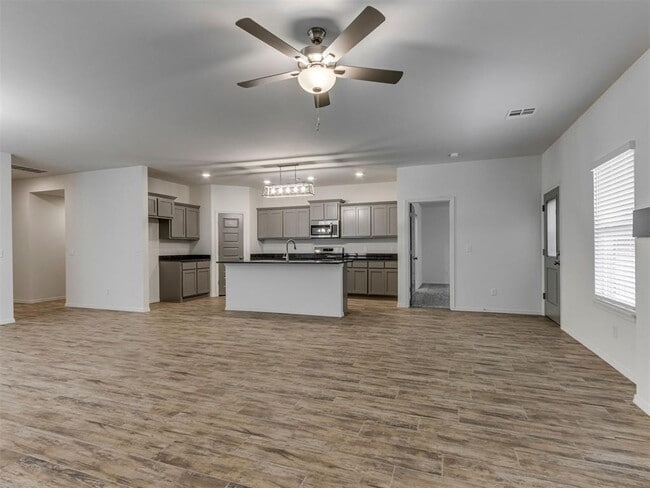 Building Photo - 10653 SW 18th St