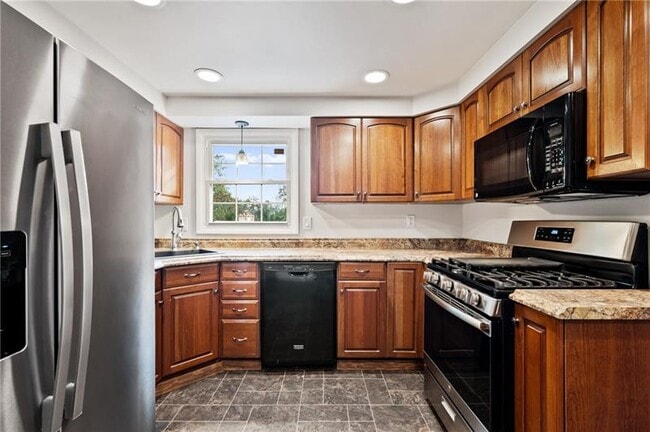 Building Photo - 2609 Fox Chase Ct