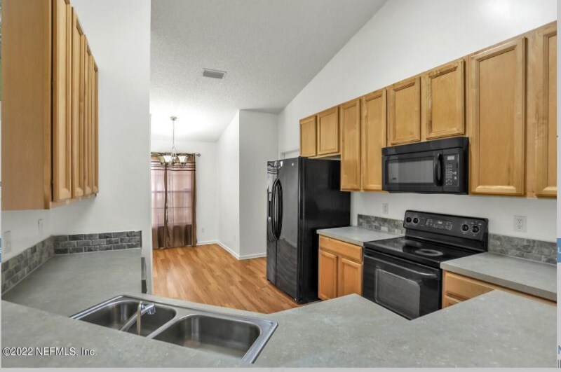 Building Photo - 6561 Skyler Jean Dr