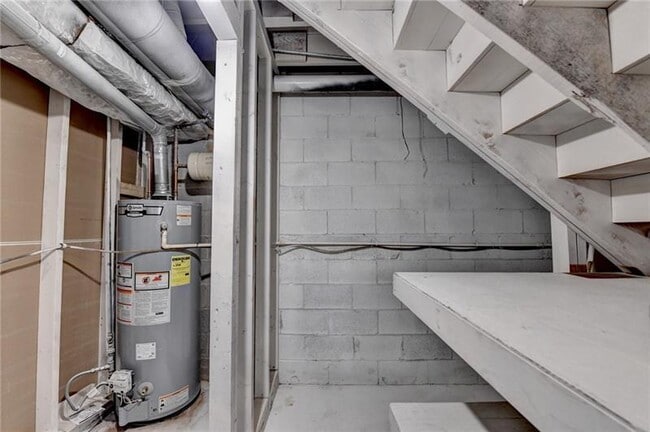 Building Photo - 478 Dorsey Cir SW