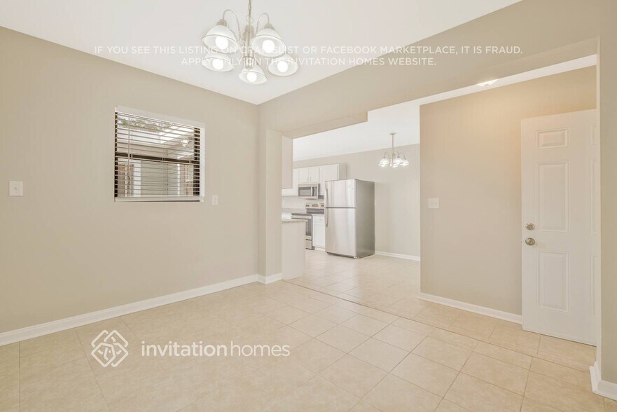 Building Photo - 6346 Commodore Dr
