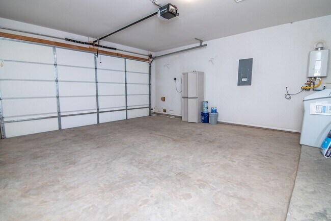 Building Photo - 2312 Sky View Rd