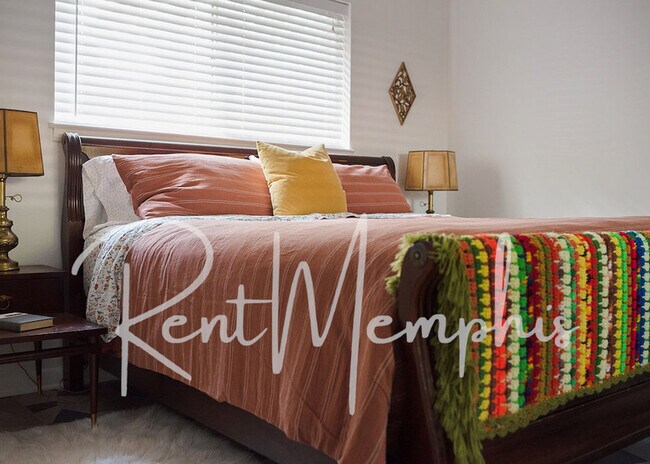 Building Photo - 1609 Forest Ave