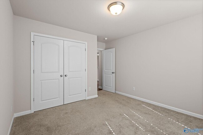 Building Photo - 338 Fenrose Dr