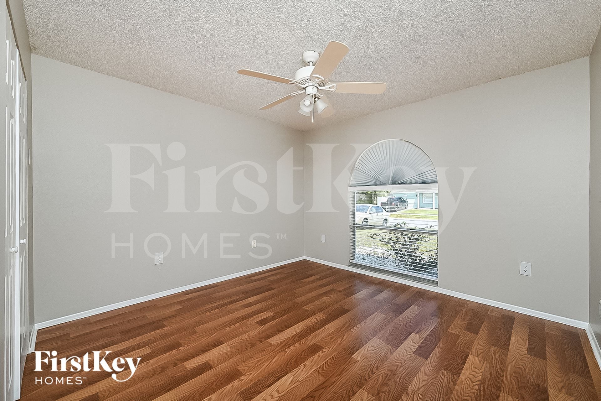 Building Photo - 6222 Palmview Ct