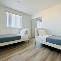 Building Photo - 2-212 E 29th St