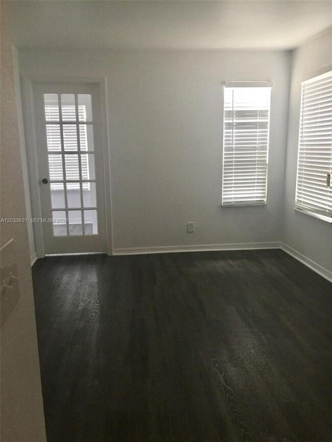 Building Photo - 13060 Vista Isles Dr