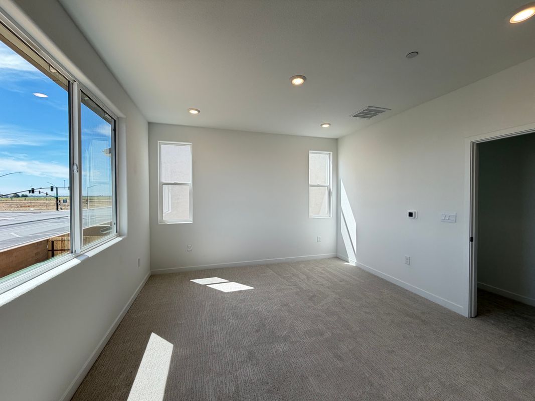 Building Photo - 8333 Mincey Wy