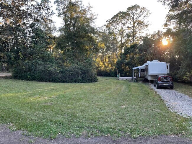 Building Photo - 12569 Cowboy Ln