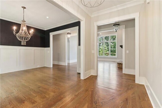 Building Photo - 211 Mount Vernon Hwy