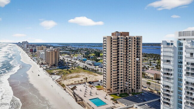Building Photo - 3051 S Atlantic Ave
