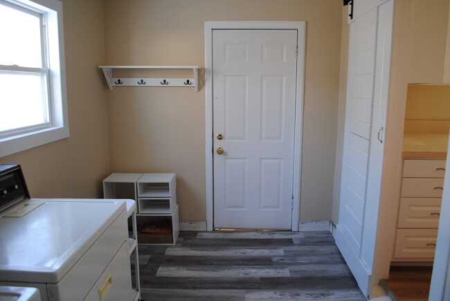 Back door to the house and your mudroom. - 2914 W Woodlawn Ave