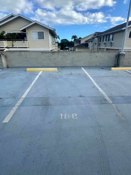 Building Photo - 91-1019-1019 Mikohu St