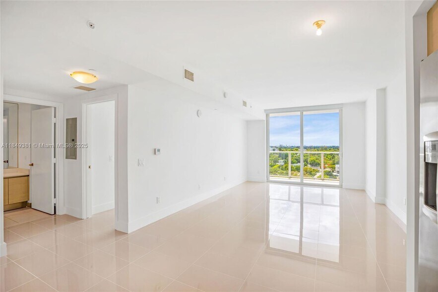 Building Photo - 4250 Biscayne Blvd