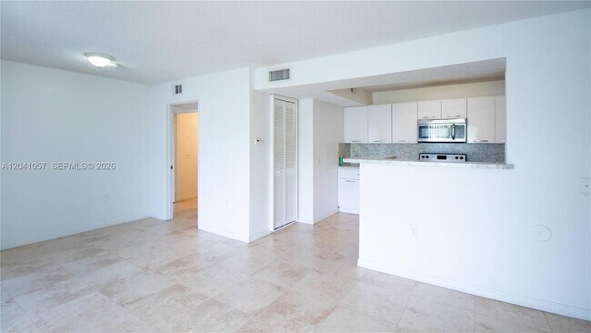 Building Photo - 15077 SW 103rd Terrace