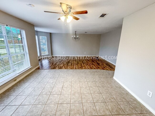 Building Photo - 2410 Richfield Dr