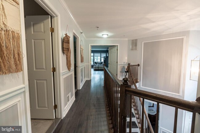 Building Photo - 6004 Glenn Station Ct
