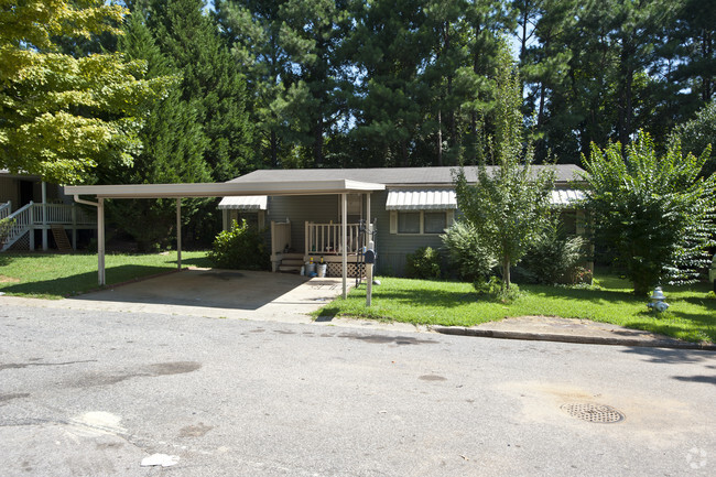 Building Photo - Peachtree Village Mobile Home Park