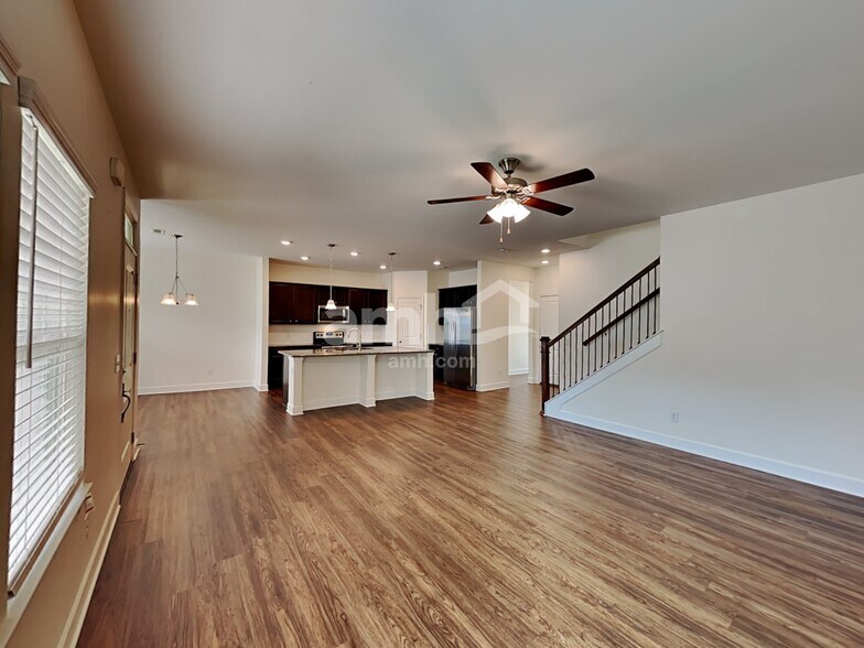Building Photo - 5071 Trailwater Dr