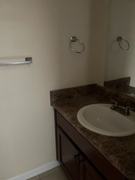 Building Photo - 240 Scandia Cir