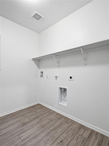 Building Photo - 933 Dressage Dr