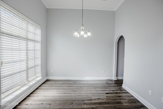 Building Photo - 3203 Colter St