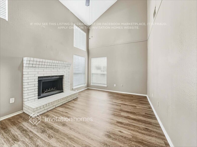 Building Photo - 1111 Brewer Dr