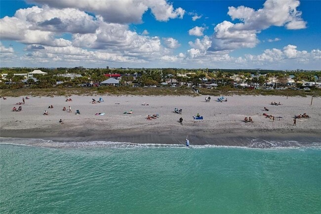 Building Photo - 5831 Monroe Rd