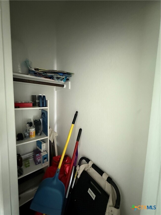 Building Photo - 12915 Sage