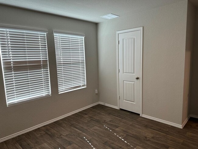 Building Photo - 15012 Siberian Elm Ln