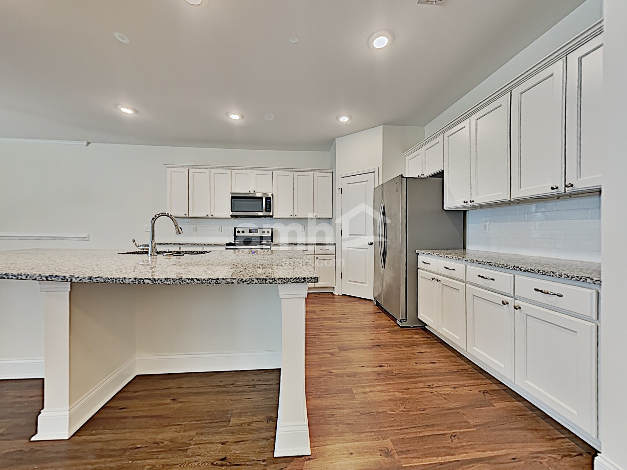 Building Photo - 109 Cooper Dr