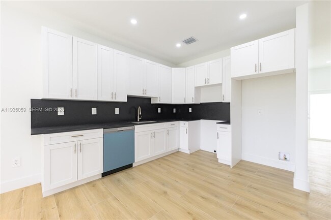 Building Photo - 1864 NW 91st St